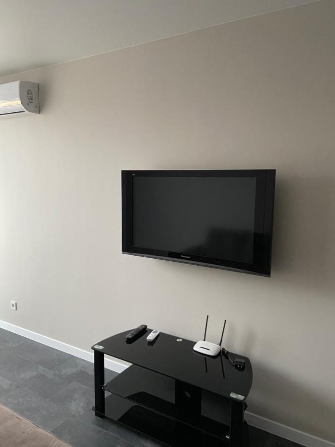 Crystal Apartaments Kiev Esterno foto