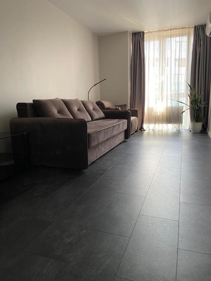 Crystal Apartaments Kiev Esterno foto