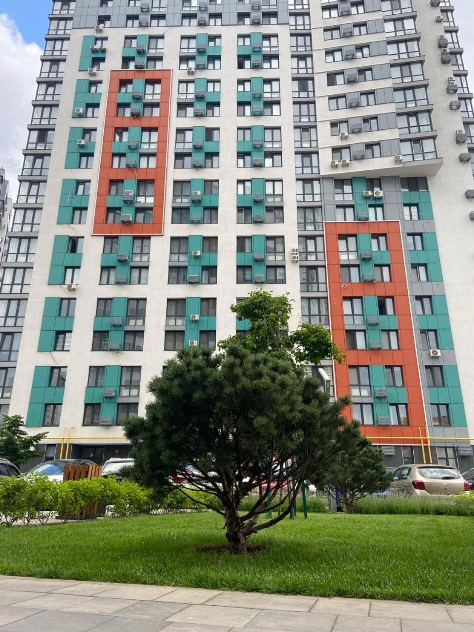 Crystal Apartaments Kiev Esterno foto